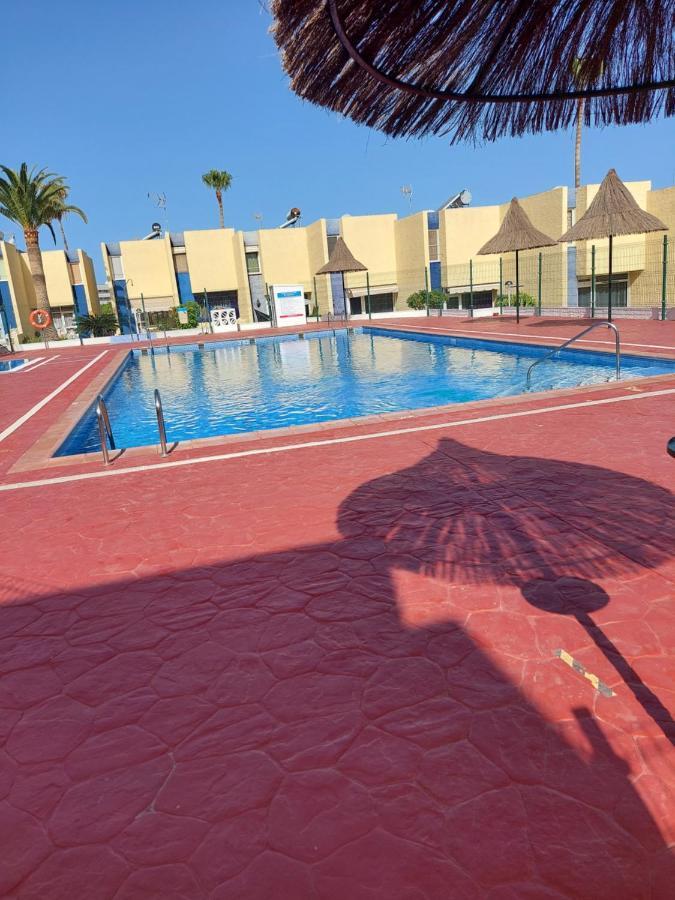 Villa El cortijo, pool view Playa de las Américas Exterior foto